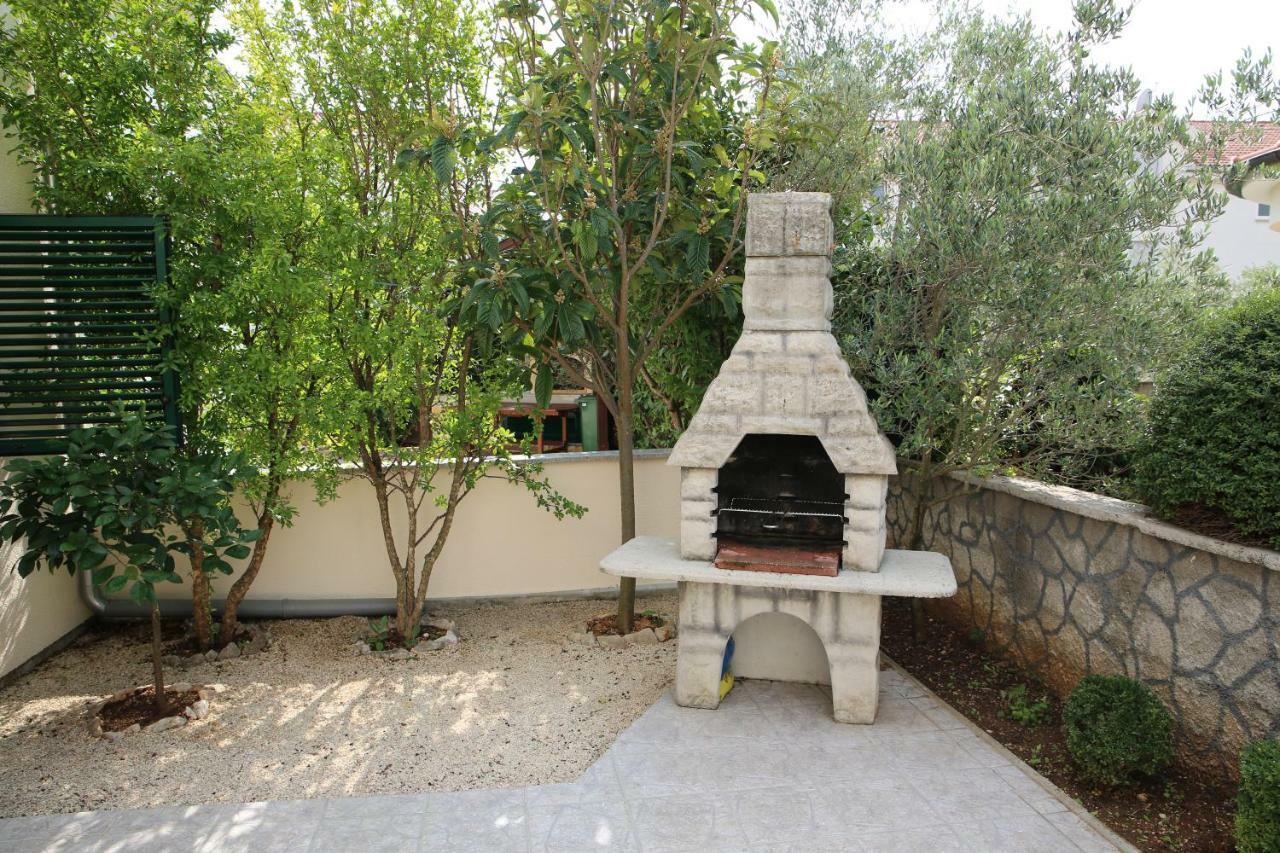 Apartman Alica Srima Vodice Kültér fotó